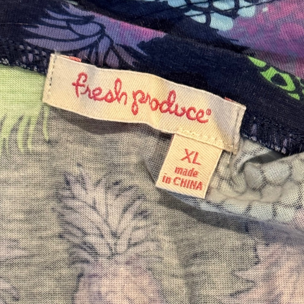 Fresh Produce Pineapple Print V-Neck Short Sleeve T-Shirt‎ Top XL - Picture 3 of 4